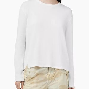 This rag & bone long-sleeve T-shirt is oversized the brand's signature jersey.